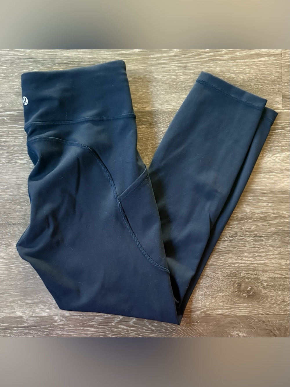Womens LULULEMON leggings navy blue sz 6